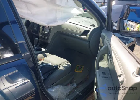 2016 Chevrolet Traverse Ls z USA, uszkodzony, nr VIN 1GNKRFED8GJ200715